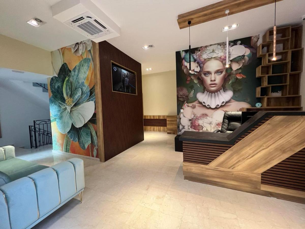 Floral Boutique Hotel Pleven Exterior foto