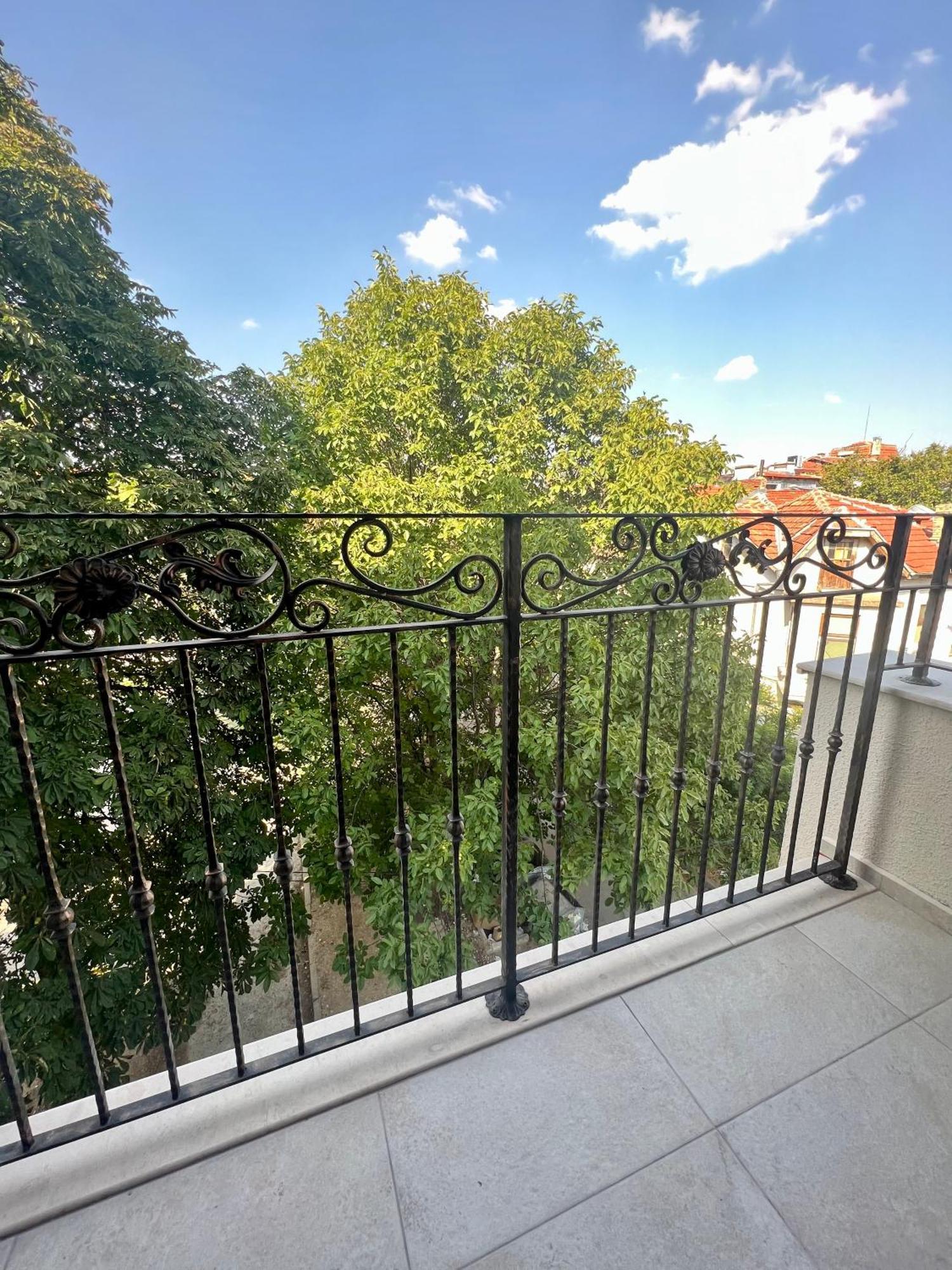Floral Boutique Hotel Pleven Exterior foto